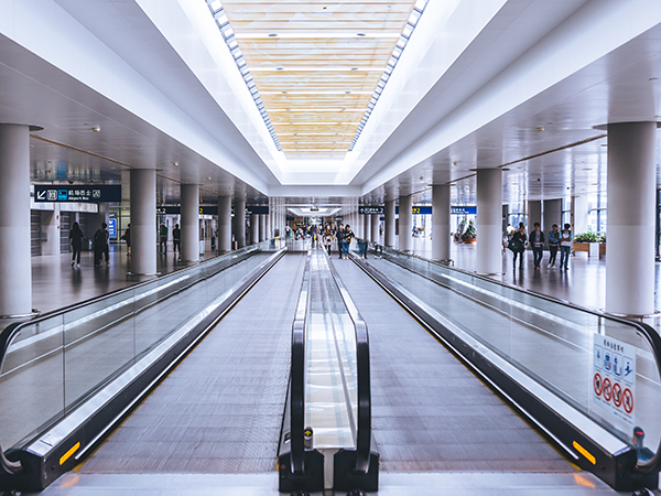 電梯壞了，維修費(fèi)誰(shuí)出？